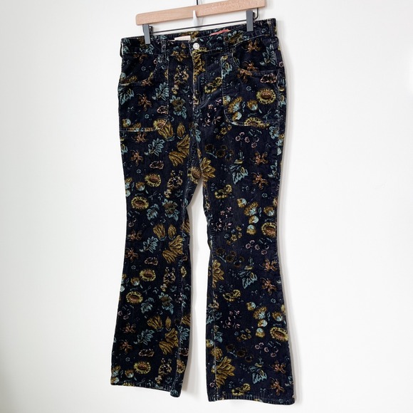 Anthropologie Pilcro The Icon Flare Low Rise Corduroy Jeans Navy Floral Women 31 - Picture 3 of 12